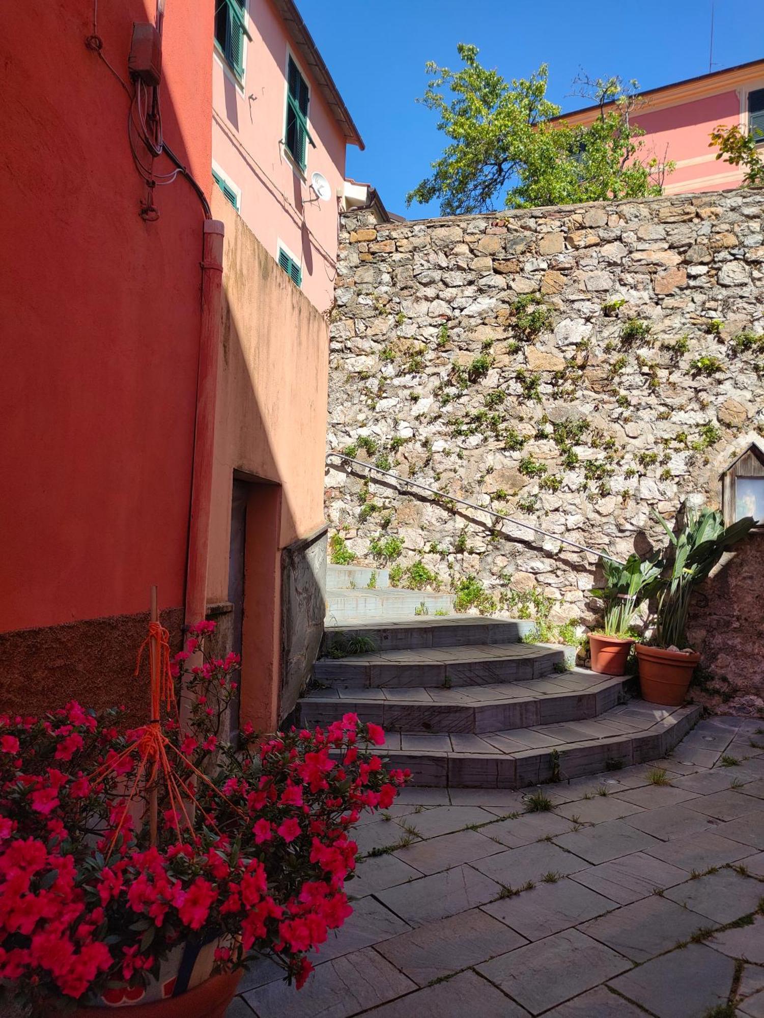 Camera Tra Le Cinque Terre, Camogli E Portofino. Vista Valle E Scorcio Mare All'Orizzonte Castiglione Chiavarese Exterior foto